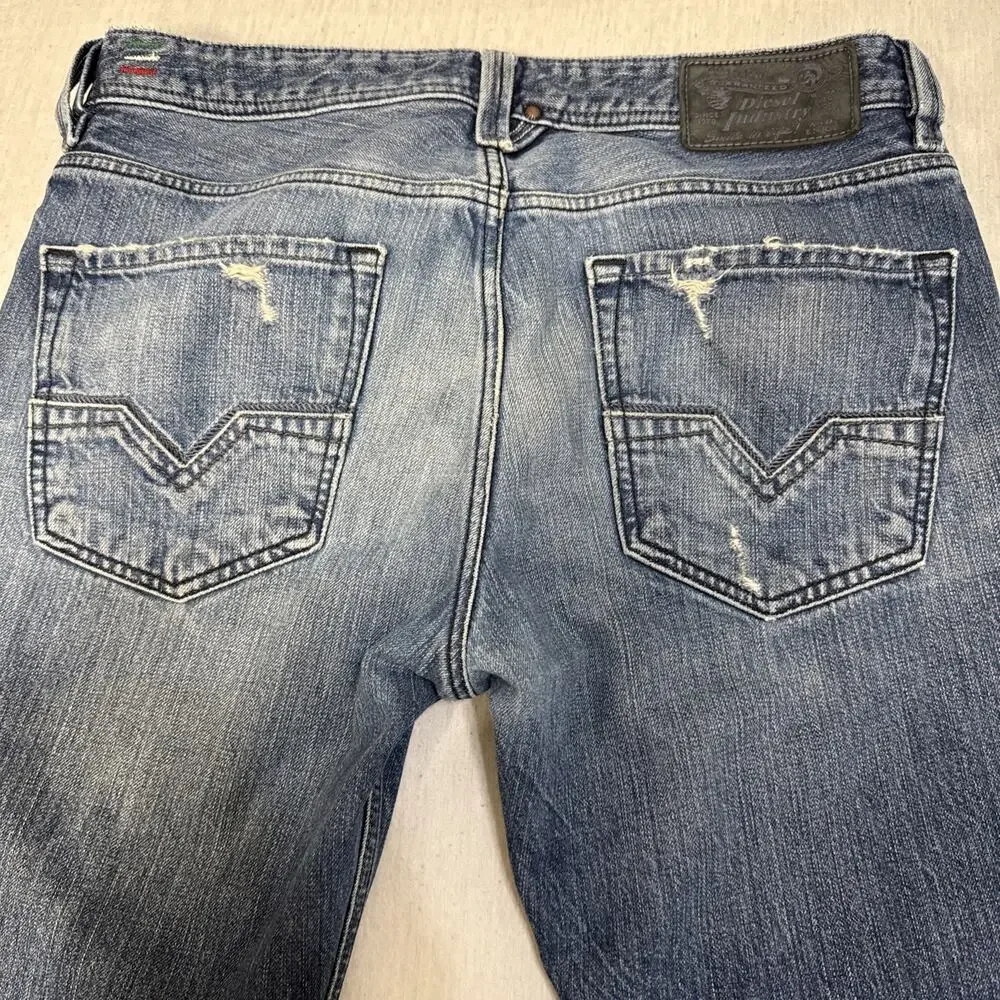 Diesel Larkee Mens 31x34 Regular Straight Blue Jeans Distressed Nice Fade EUC